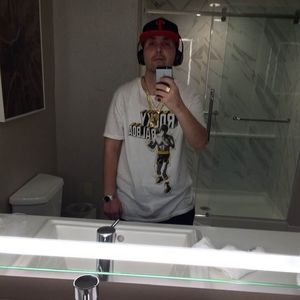 Meet your Posher, Refik